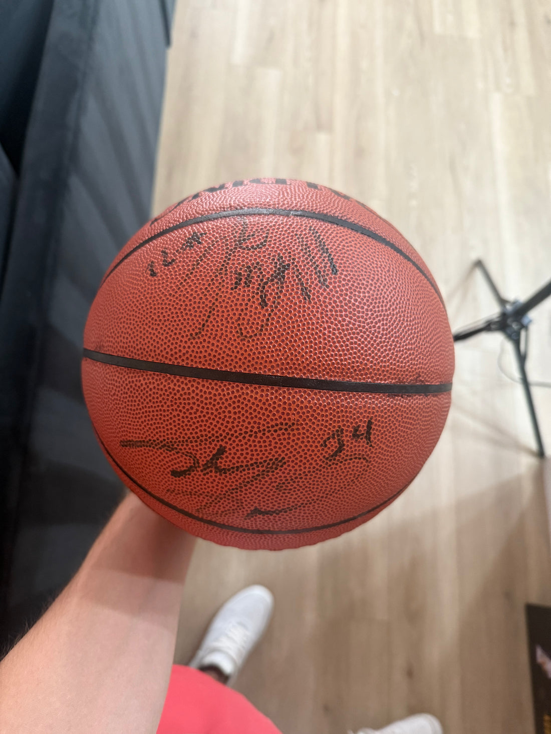 1/1 Shaquille O'Neal x Magic Johnson Signed Ball Collab